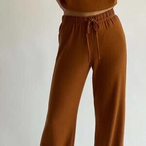 DONNI Sweater Wide Leg Pant in Cocoa (medium)